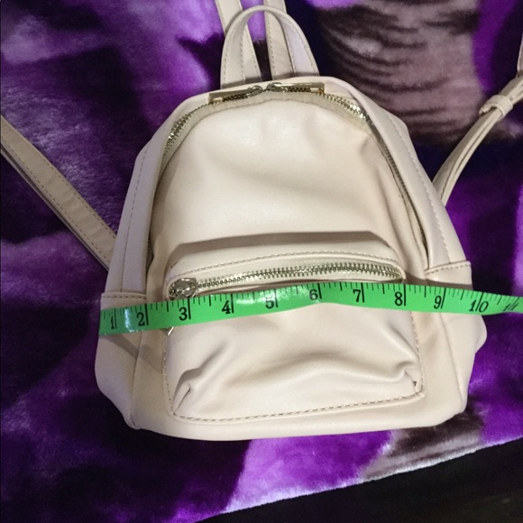 Small Light pink backpack - Picture 2 of 4